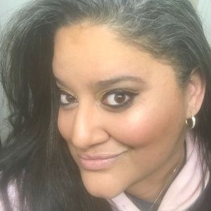 Meet your Posher, Eli